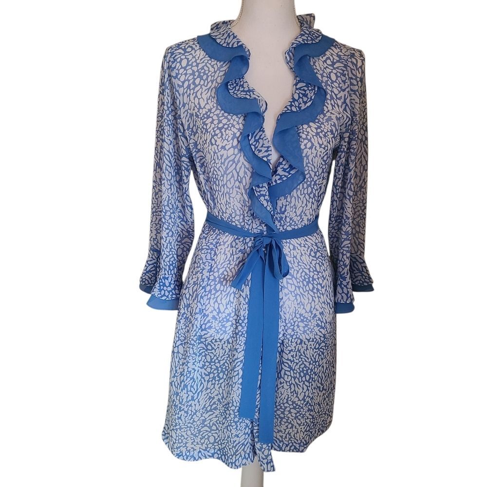 oscar de la renta pink label lightweight ruffled robe blue white  size S